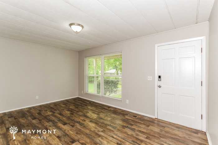 230 Poplar Springs Dr - Photo 4 of 15