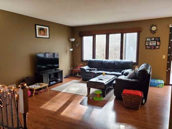 9265 Dartford Rd - Photo 4 of 7