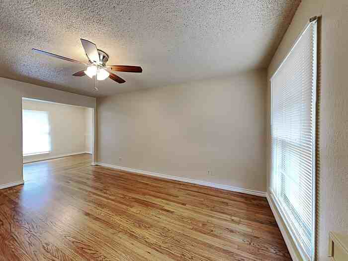 11211 Ulloa Ln - Photo 2 of 19