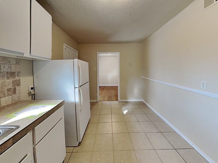 11211 Ulloa Ln - Photo 7 of 19