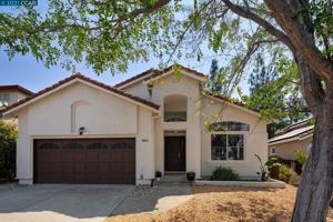 featured image of 5017 Bridle Way