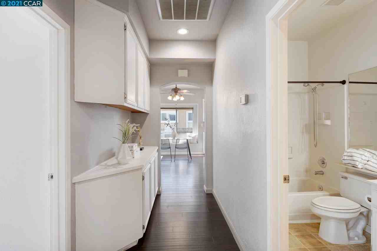 5017 Bridle Way - Photo 3 of 13