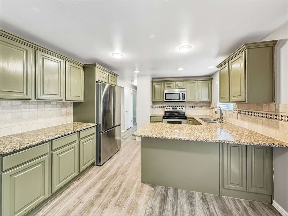 4939 N 12th St #NA - Photo 4 of 6