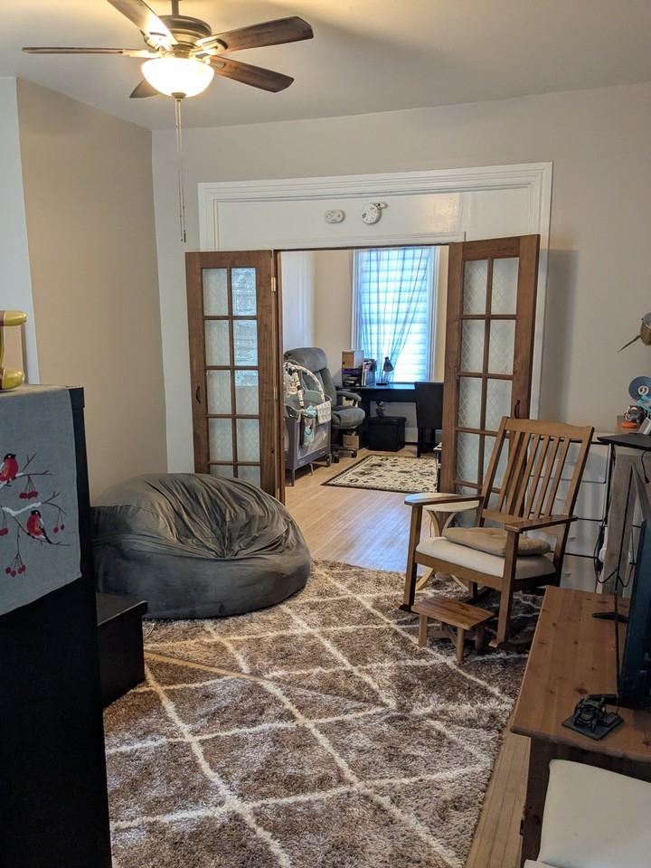 812 Ferry St #1 - Photo 4 of 24