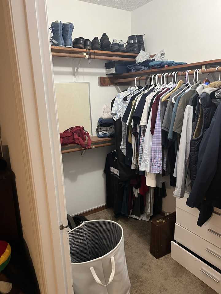 419 New Kent Rd - Photo 3 of 7