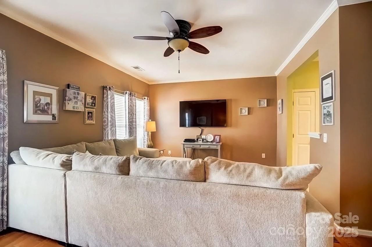 12761 Bullock Greenway Blvd #NA - Photo 4 of 18