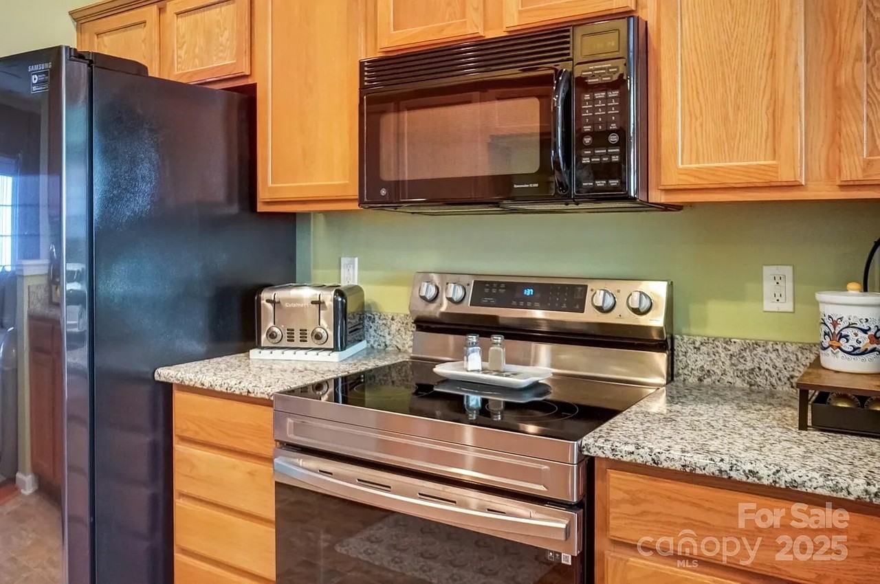 12761 Bullock Greenway Blvd #NA - Photo 6 of 18