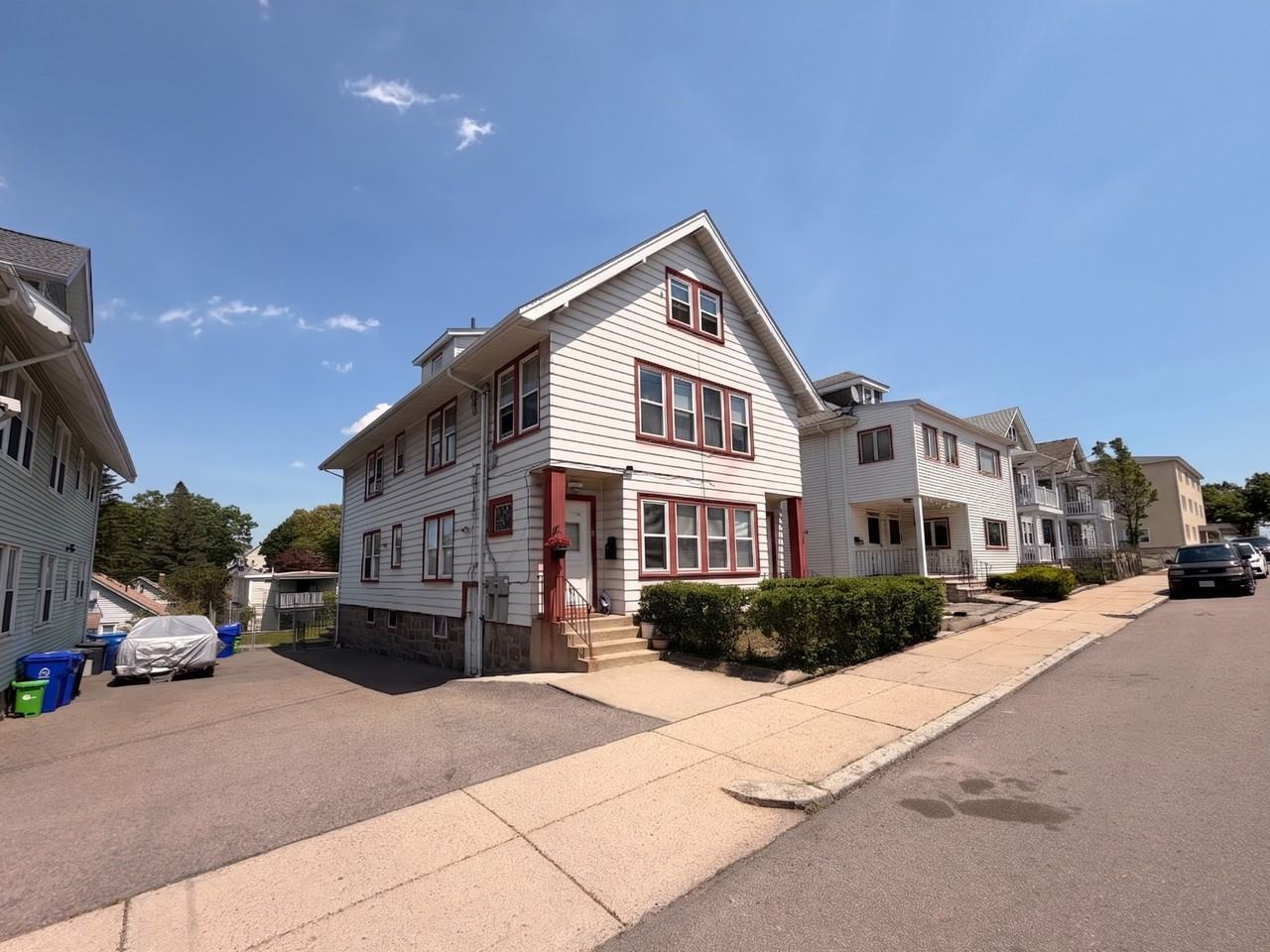 173 Cornell St #173 - Photo 2 of 33