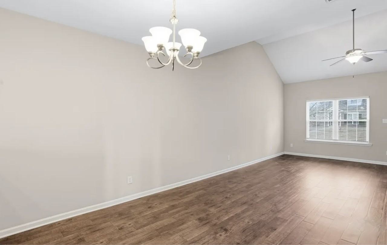 415 Old Ivy Sq #415 - Photo 7 of 31