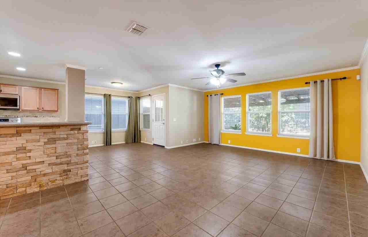 5248 Columbia Dr #NA - Photo 3 of 19