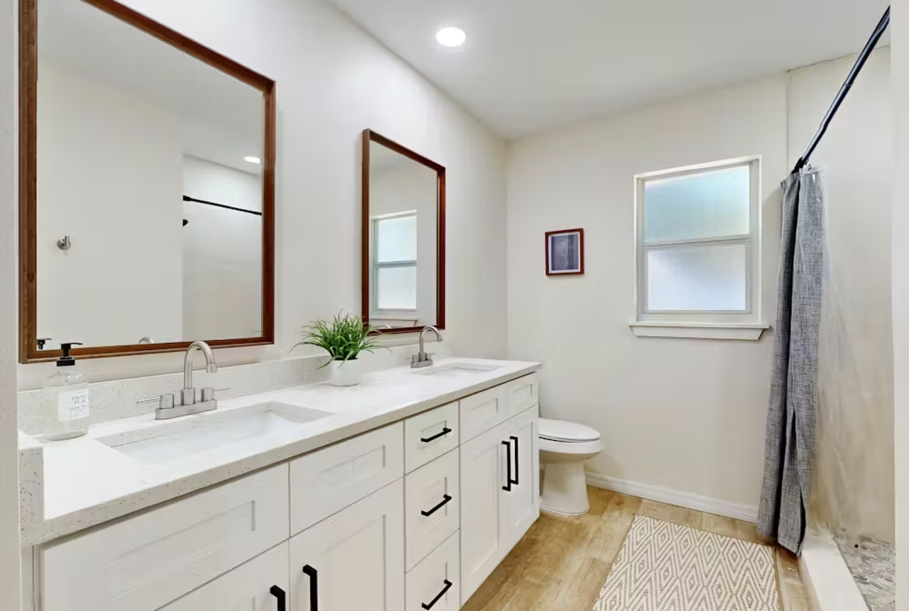 2712 47th St W #B - Photo 3 of 22