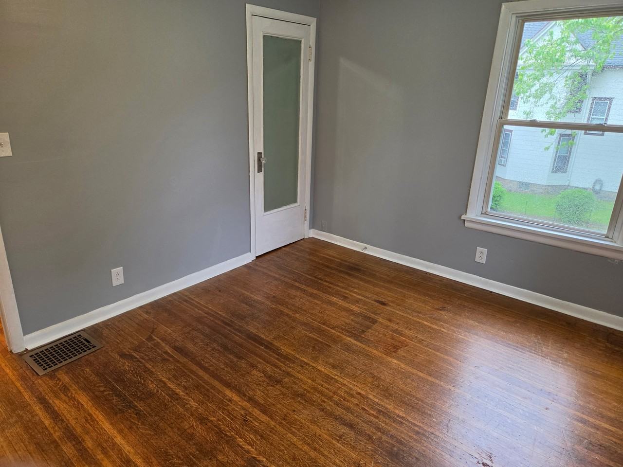 182 Laurelton Rd #182 - Photo 7 of 20