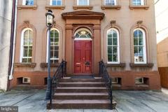 318 Bainbridge St #B - Photo 1 of 1