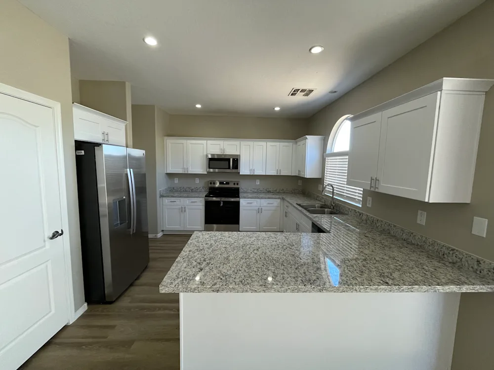 9041 W Toronto Way #NA - Photo 2 of 11
