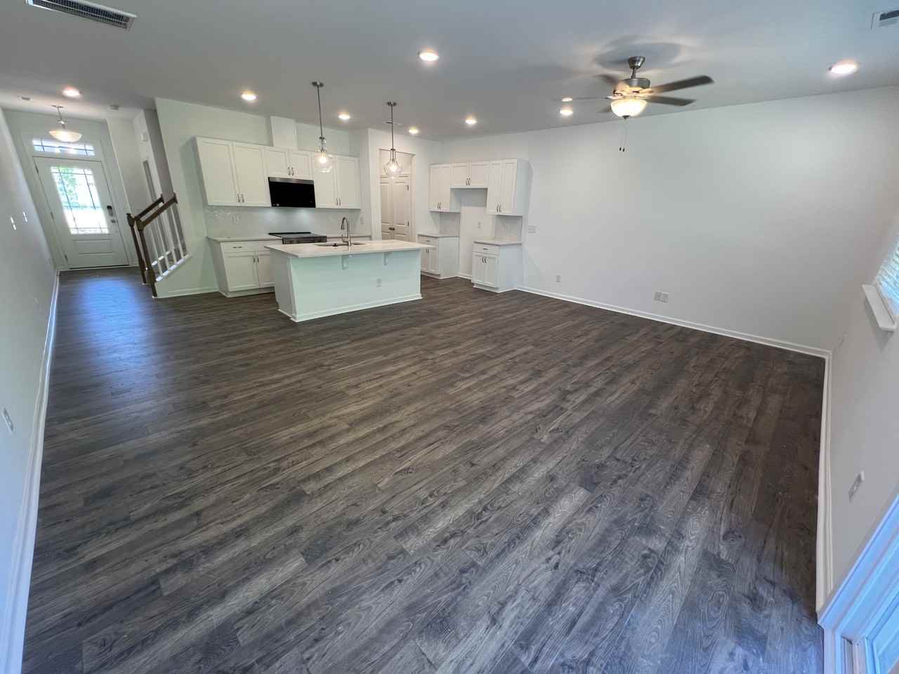 136 Siebold St #136 - Photo 2 of 12