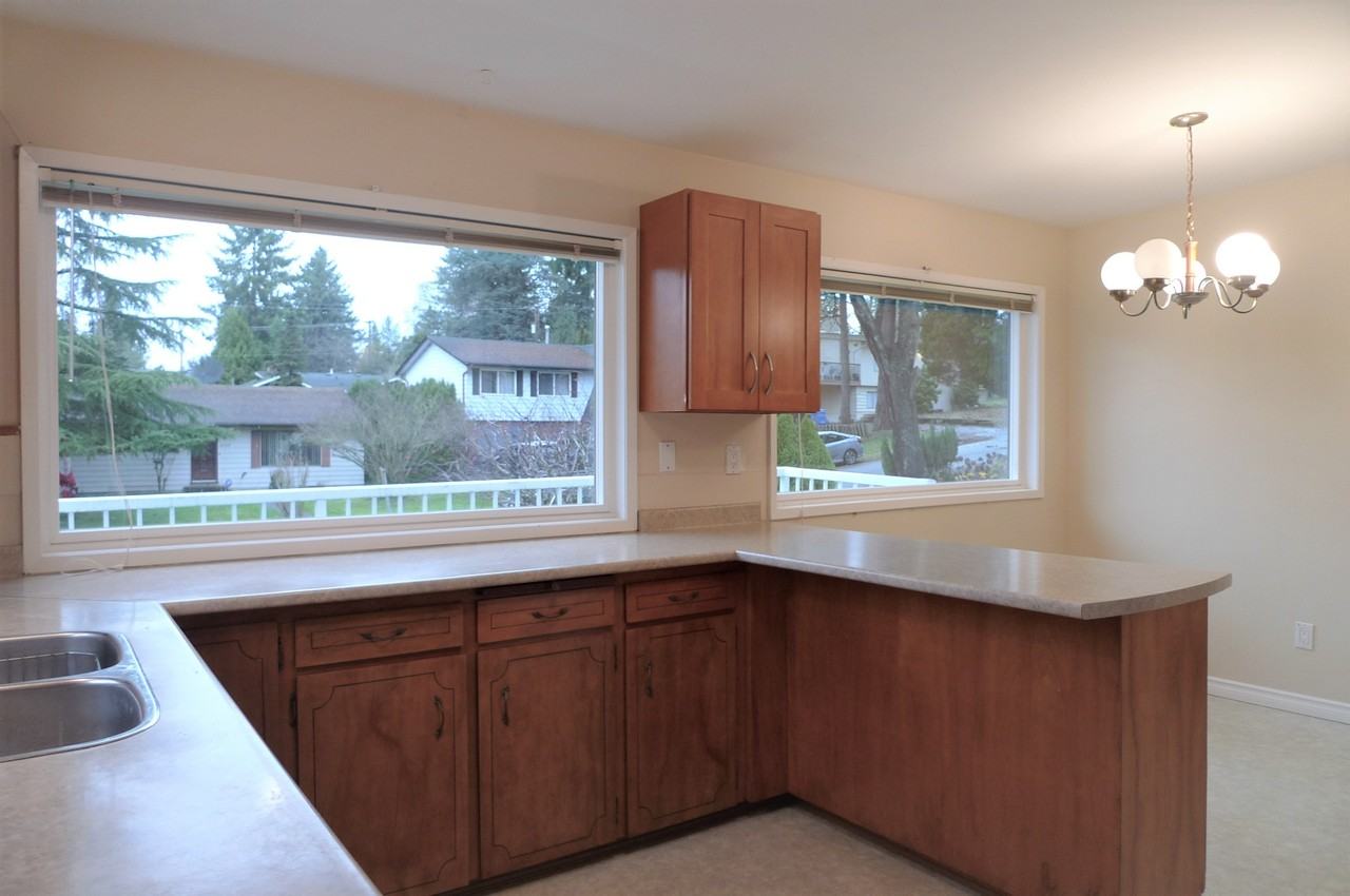 13760 101A Avenue - Photo 4 of 20