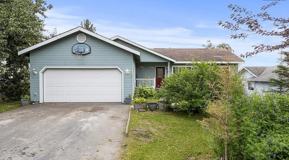 940 Wickersham Cir #TH - Photo 1 of 1