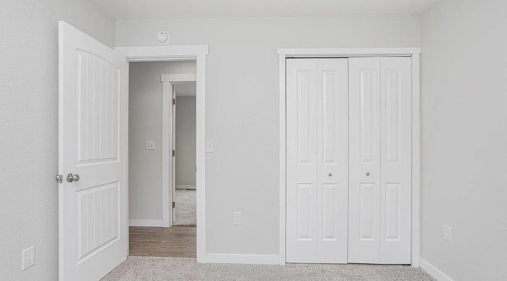 940 Wickersham Cir #TH - Photo 7 of 12