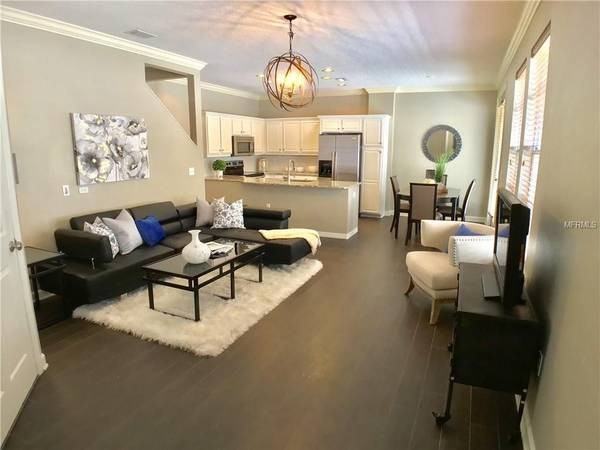 108 S Moody Ave #2 - Photo 3 of 13