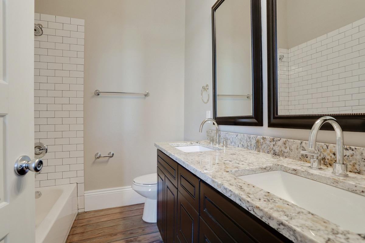 2731 Saint Philip St #2733 - Photo 3 of 17