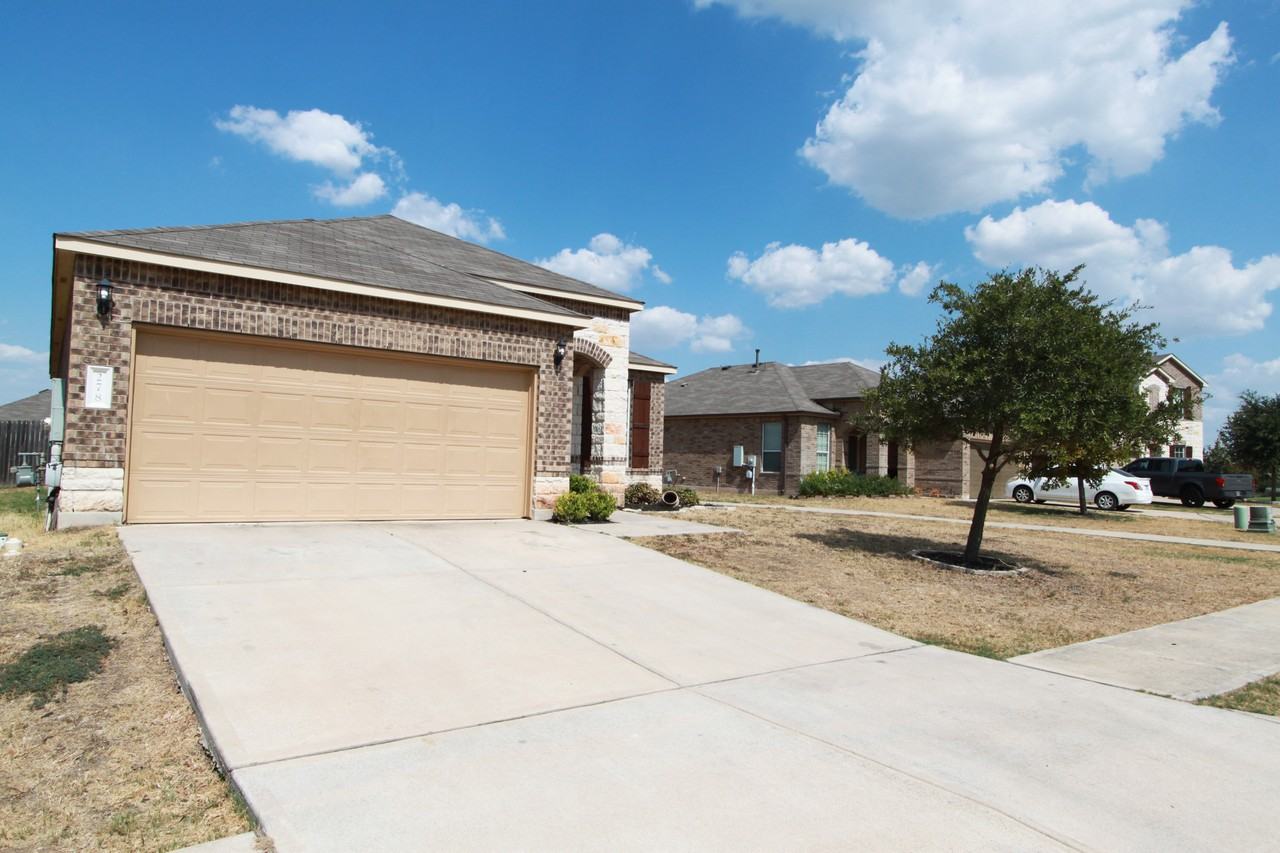 278 Stella Gold St - Photo 4 of 26