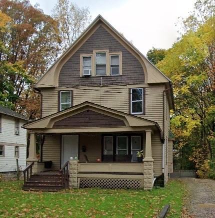 214 Sherman St - Photo 2 of 2