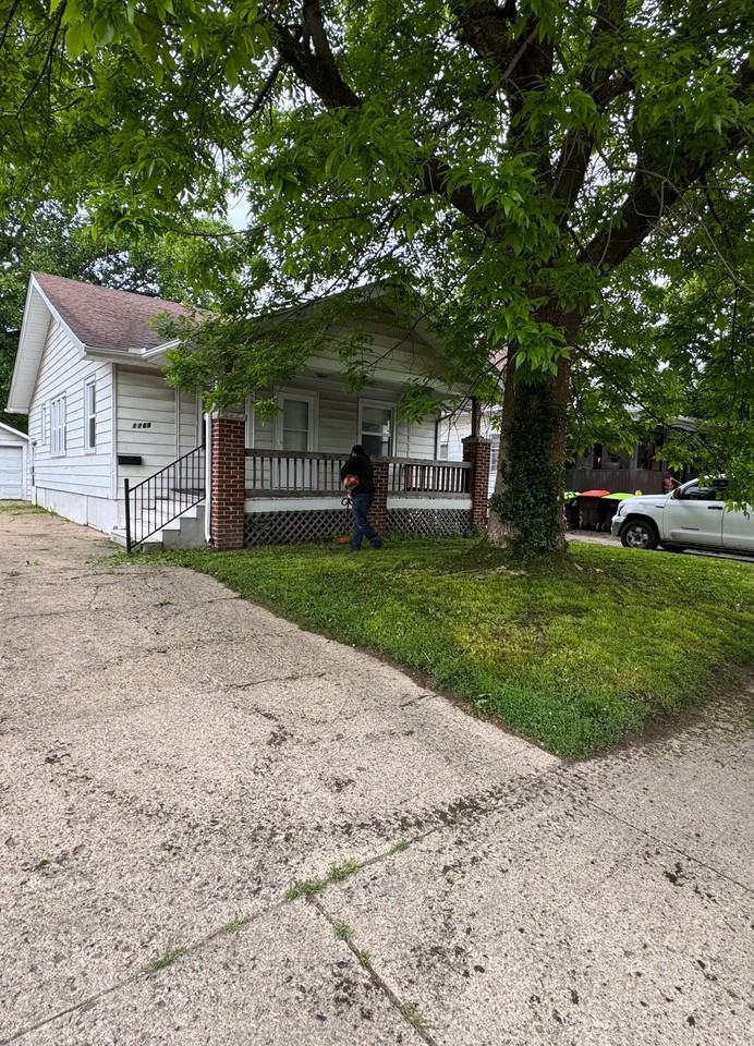 1765 N Monroe St