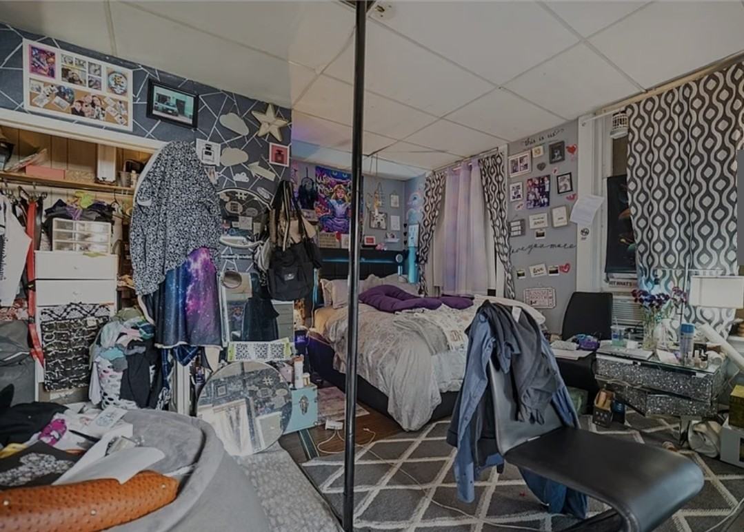 367 Springmill St - Photo 2 of 8