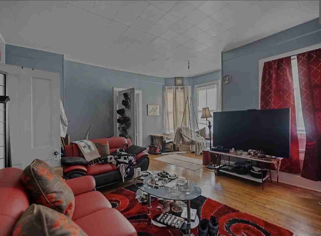 367 Springmill St - Photo 5 of 8