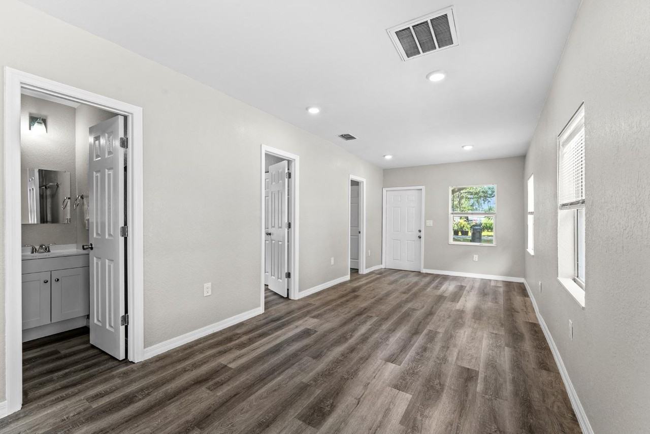 2503 N Wilder Loop - Photo 6 of 11