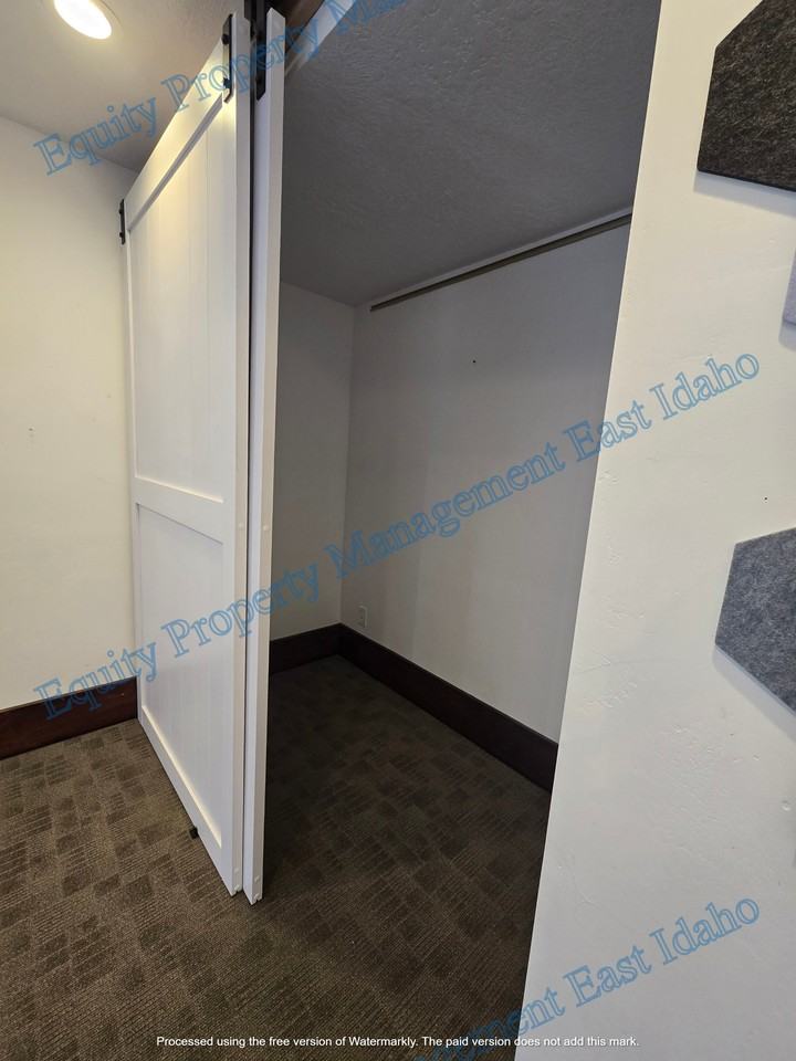 123 N Main St #13