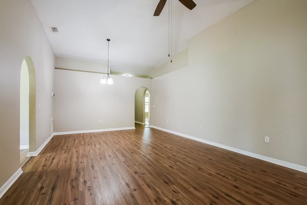 1317 Welch Ridge Ter - Photo 3 of 16