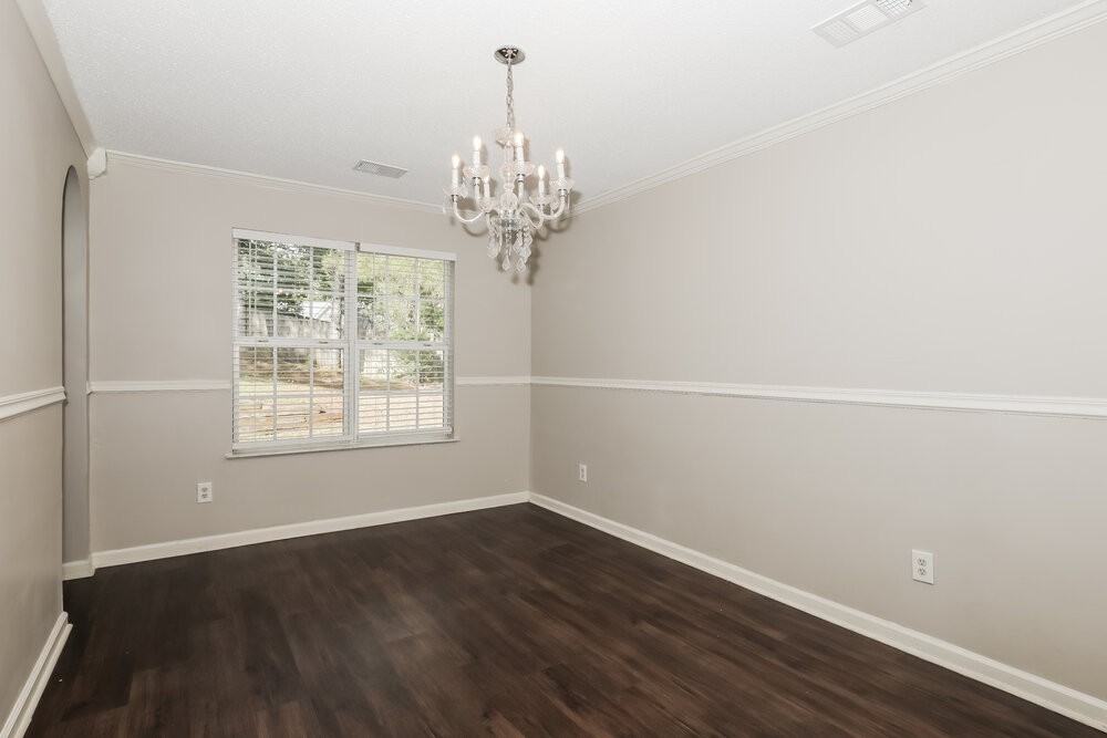 504 Wyntuck Dr - Photo 6 of 17