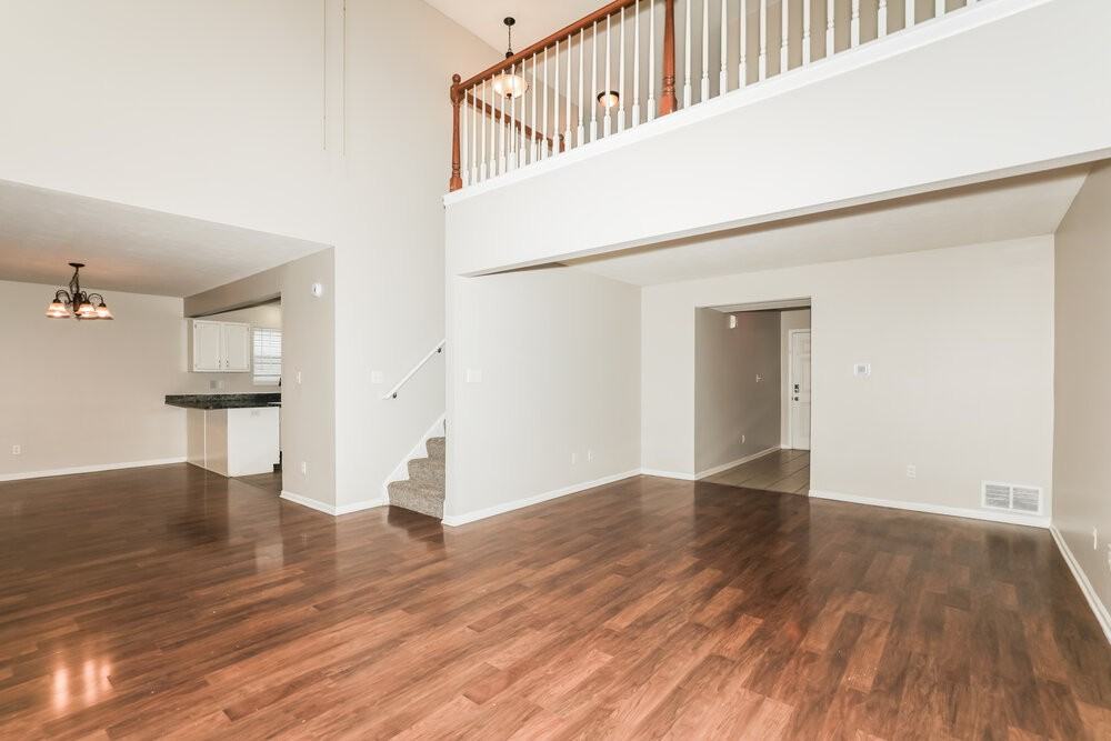 5782 Dollar Forge Dr - Photo 4 of 17