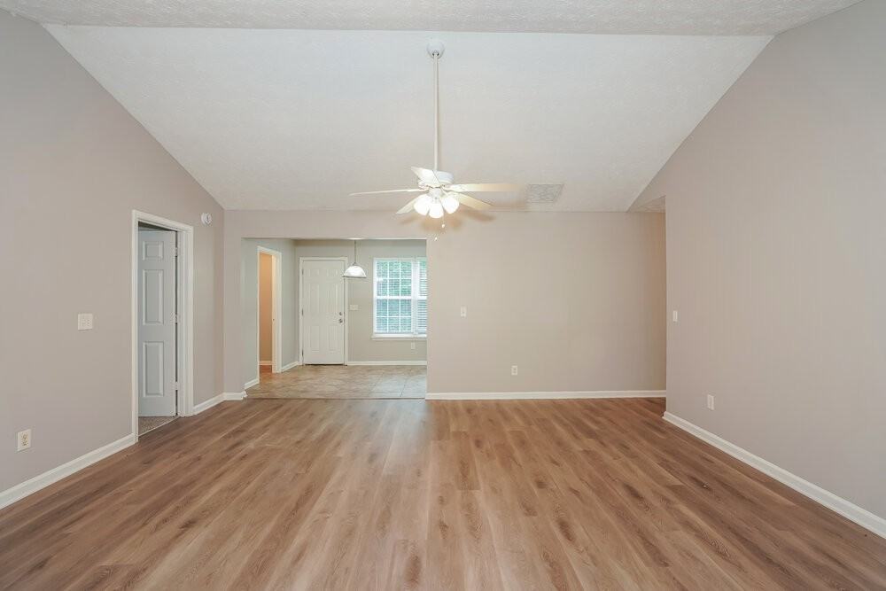 243 Rocky Point Rd - Photo 4 of 16