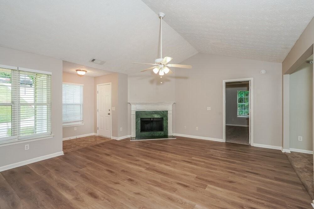 243 Rocky Point Rd - Photo 5 of 16