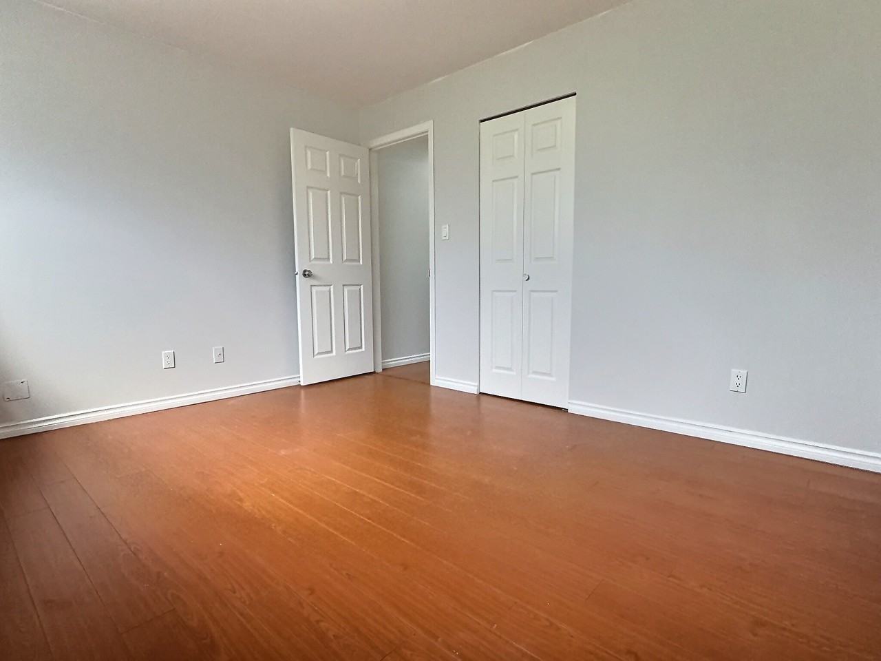 1348 E 36th Ave - Photo 5 of 6