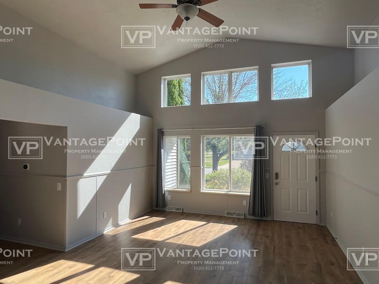 1800 Hardwoods Ct - Photo 2 of 19