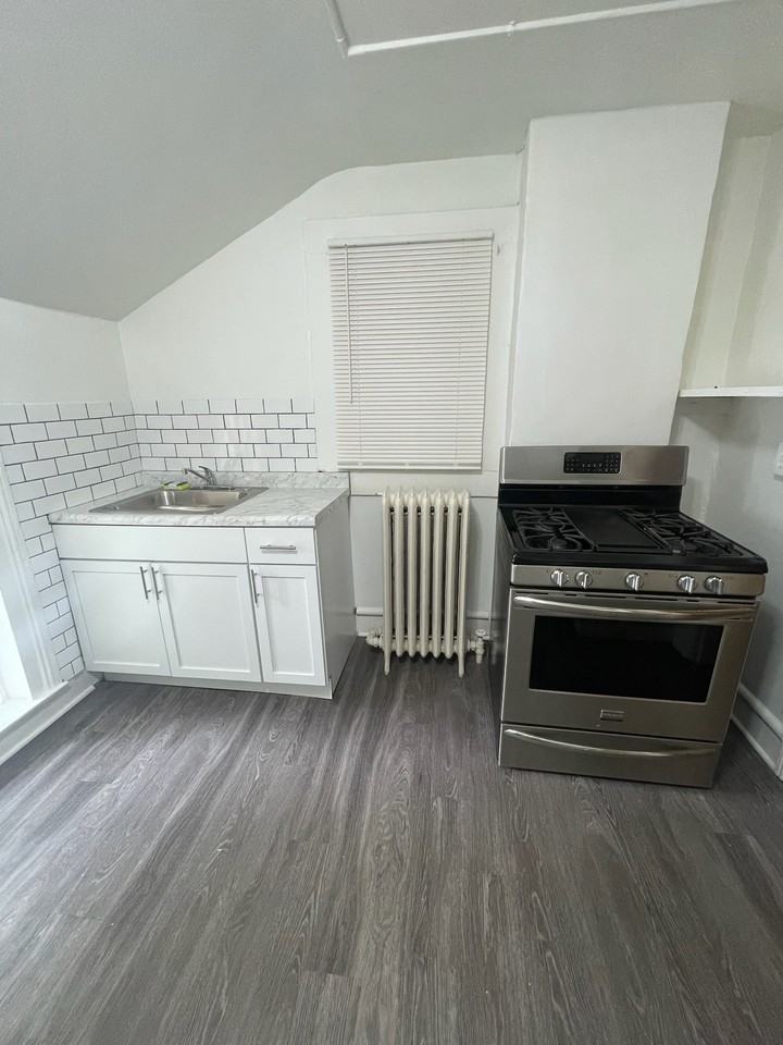 212 Ferris St #212-5 - Photo 4 of 16