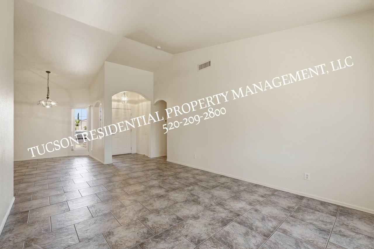 10102 E Paseo San Bernardo #1 - Photo 4 of 38