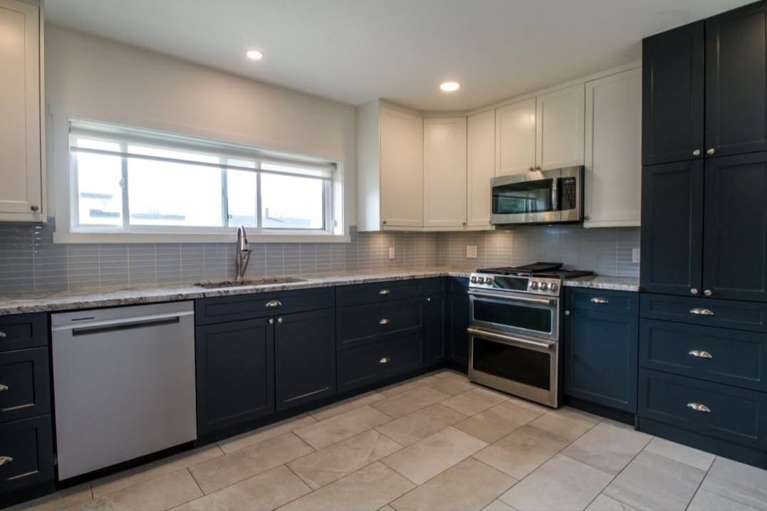 317 Taylor St - Photo 3 of 12
