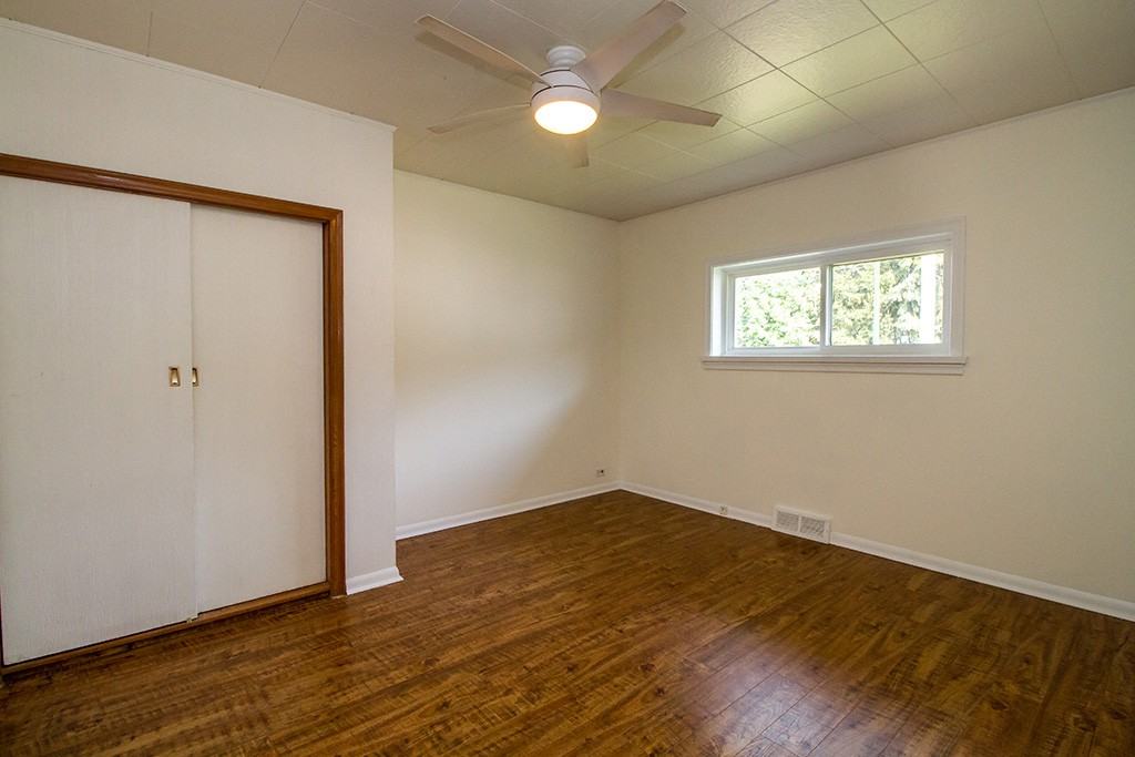 317 Taylor St - Photo 7 of 12