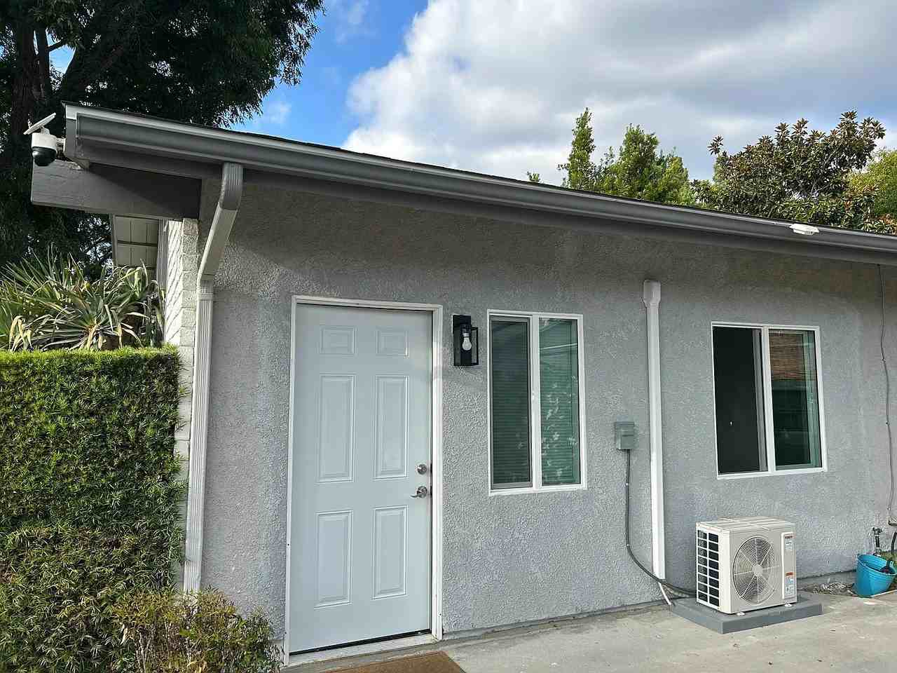 9520 Rhea Ave - Photo 3 of 13