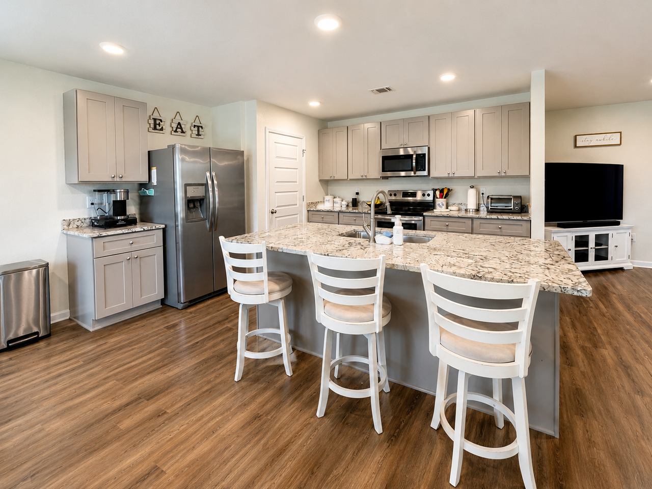 9023 Bellewood Pl #1 - Photo 7 of 21