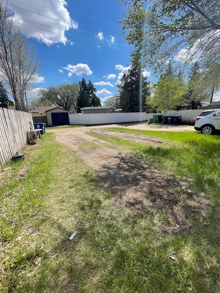 2322 7th St E #MAIN - Photo 2 of 18