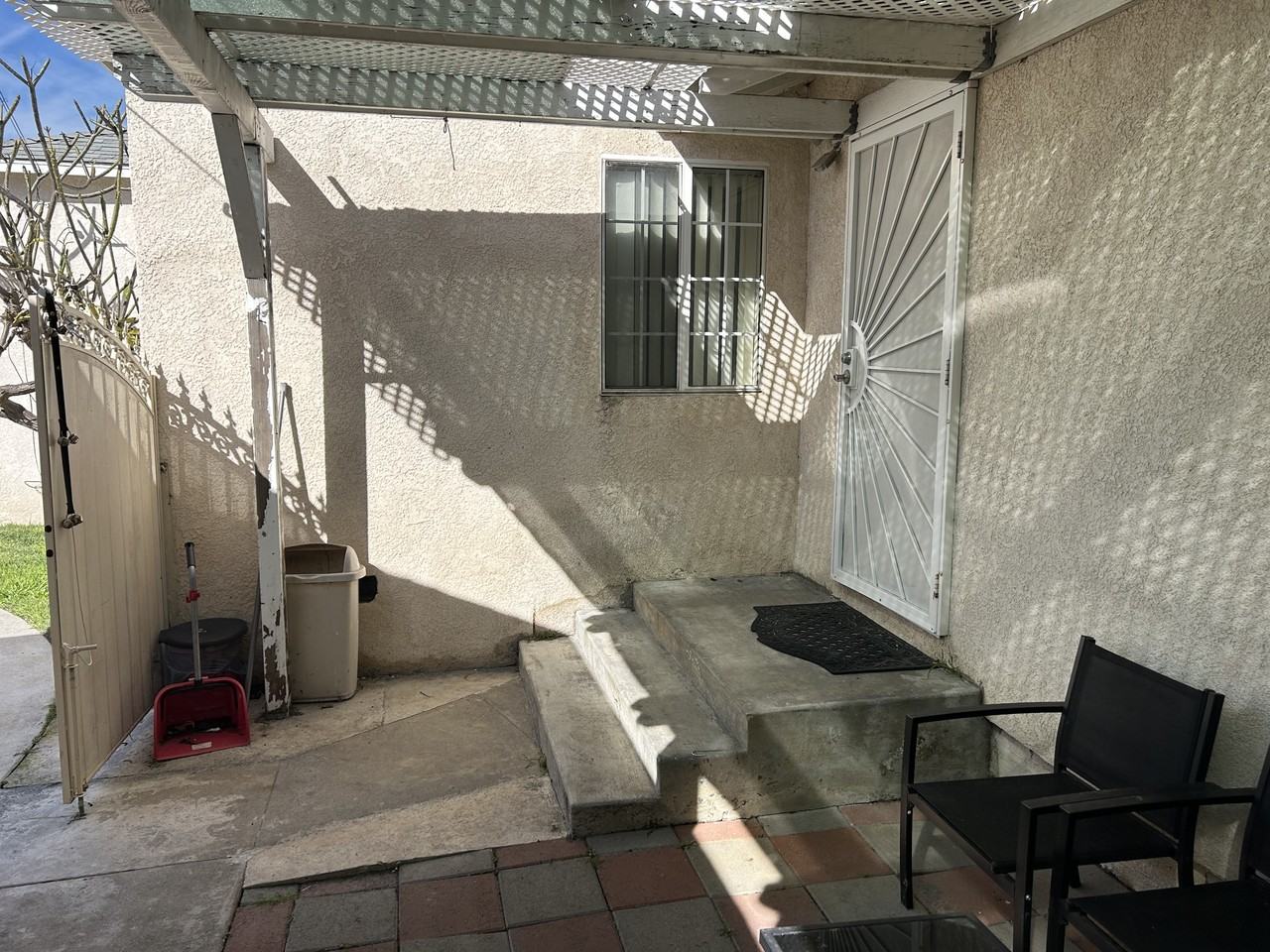 1650 East Plymouth Street - Photo 4 of 19