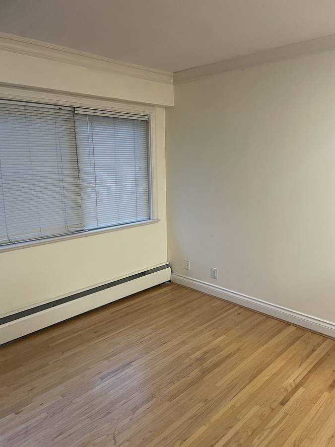 8729 Fremlin Street - Photo 5 of 15