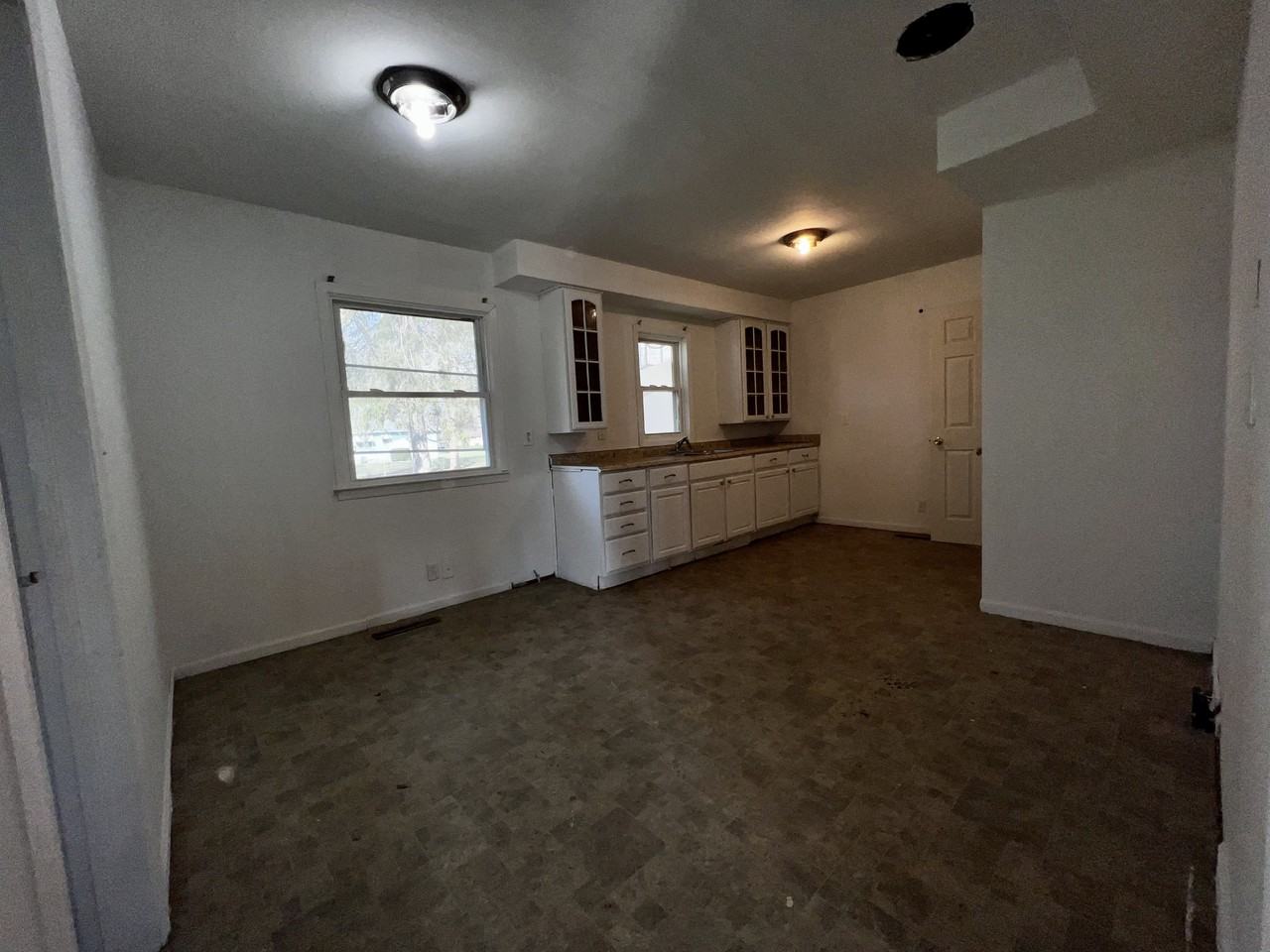 5161 Eldred St - Photo 3 of 4