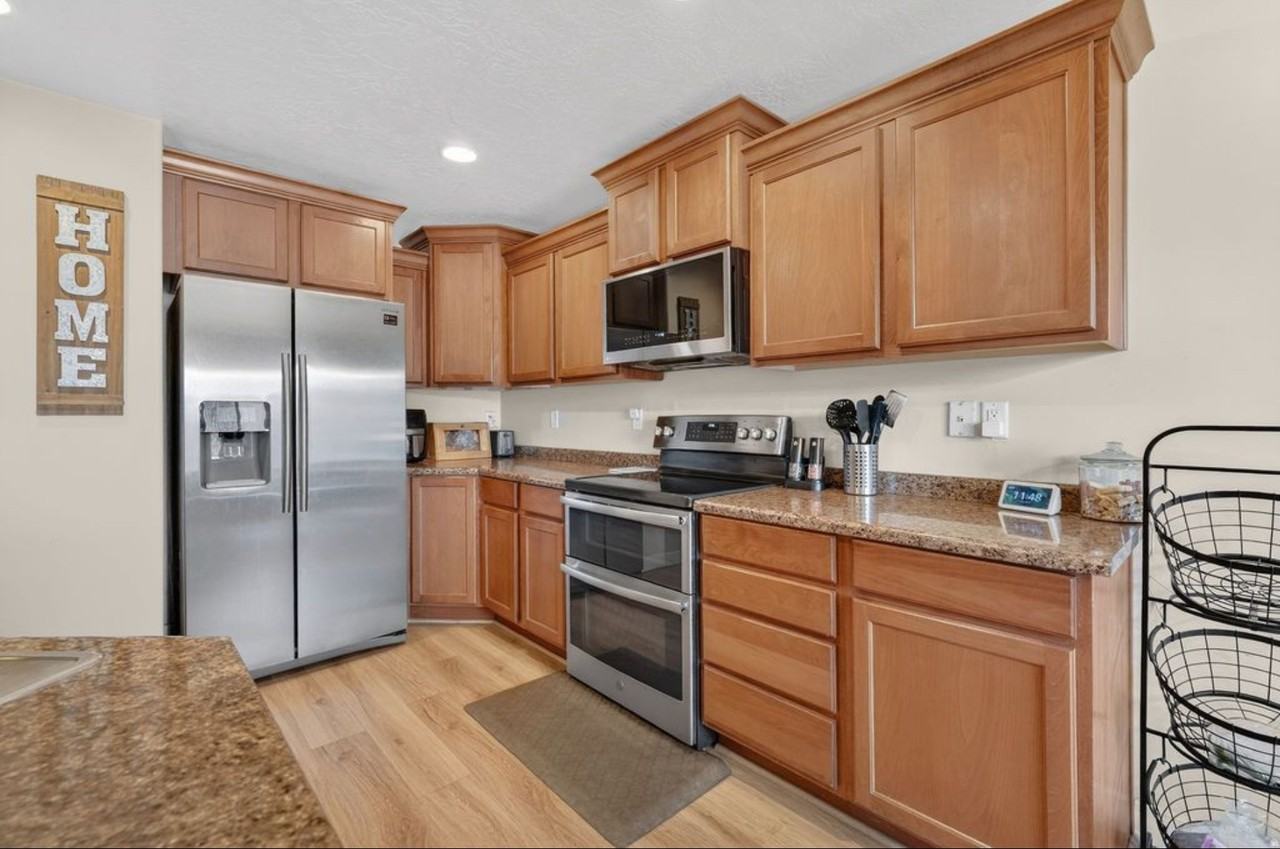 4035 E Oakland Hills Dr - Photo 4 of 22
