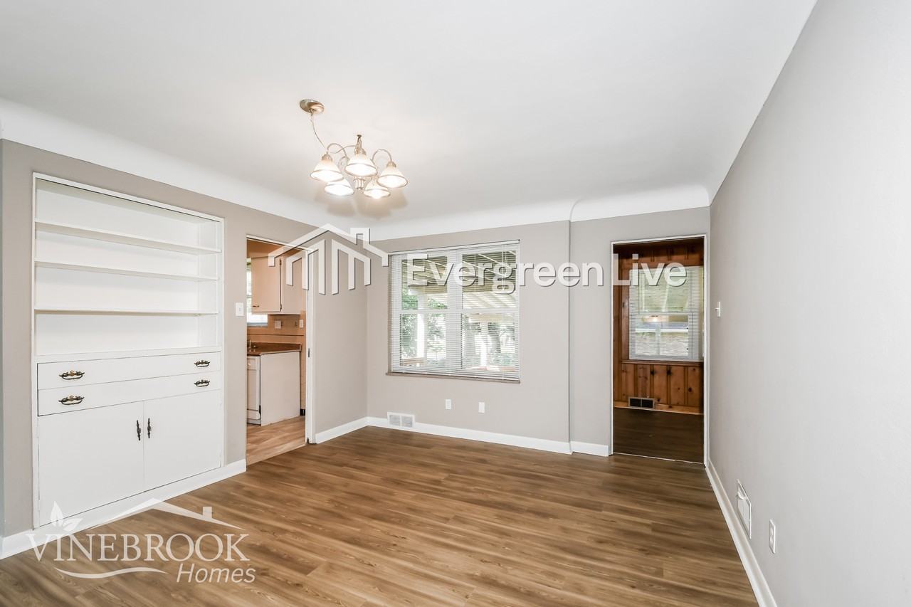 46 Jean Dr - Photo 4 of 19